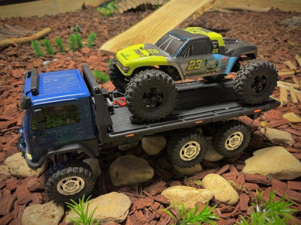 AB1810431 1:18 CR-18P "Tow Truck ARKTOS 6x6" blau RTR